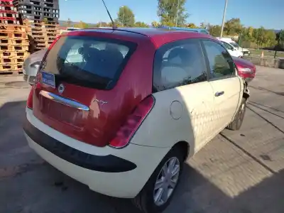 Veicolo di demolizione lancia ypsilon (101) 1.3 16v multijet argento dell'anno 2004 alimentato 188a9000