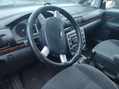 Vehicul casat ford galaxy (vy) ambiente al anului 2005 alimentat auy