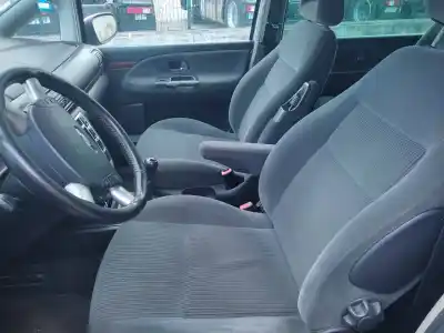 Vehicul casat ford galaxy (vy) ambiente al anului 2005 alimentat auy