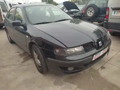 Scrapping Vehicle SEAT LEON (1M1) Sport of the year 2002 powered ARL