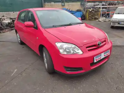 Veículo de Sucata TOYOTA COROLLA (E12) 2.0 D-4D Sol Berlina do ano 2006 alimentado 1CDFTV