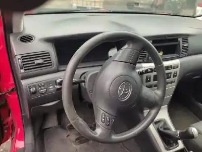 Scrapping Vehicle toyota corolla (e12) 2.0 d-4d sol berlina of the year 2006 powered 1cdftv