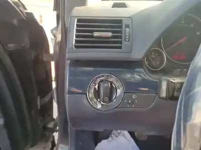 Veículo de Sucata audi a4 berlina (8e) 2.0 20v cat (alt) do ano 2002 alimentado alt