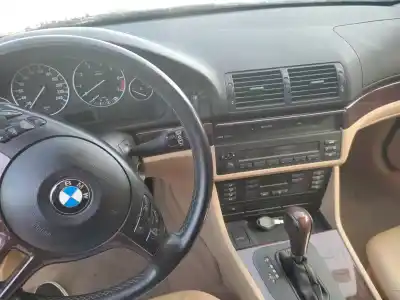Veículo de Sucata bmw serie 5 berlina (e39) 3.0 530i do ano 2000 alimentado m54b30