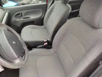 Утилизация автомобиля renault clio ii fase ii (b/cb0) 1.2 16v года 2007 питание d4f722