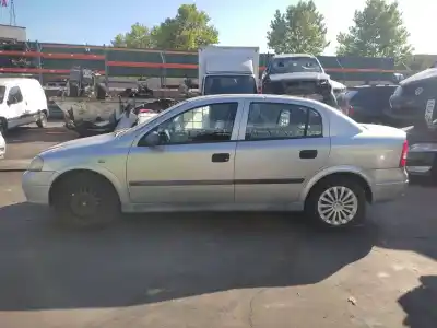 Scrapping Vehicle opel astra g berlina 1.6 16v of the year 2000 powered x16xel