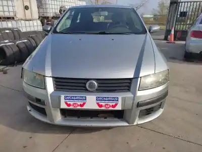 Veicolo di demolizione fiat stilo (192) 1.9 jtd cat dell'anno 2004 alimentato 192a1000