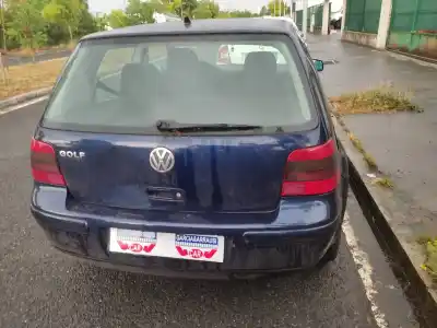 Verschrottungsfahrzeug volkswagen golf iv berlina (1j1) básico des jahres 2001 angetrieben asv