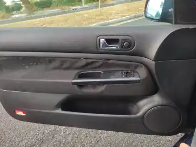 Verschrottungsfahrzeug volkswagen golf iv berlina (1j1) básico des jahres 2001 angetrieben asv