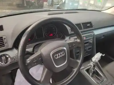 Veículo de Sucata audi a4 berlina (8e) 2.5 tdi (120kw) do ano 2005 alimentado bdg