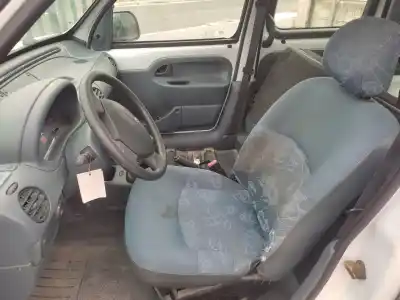 Scrapping Vehicle renault kangoo (f/kc0) 1.9 diesel 64 cv / 47 kw of the year 2000 powered f8qk630