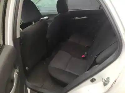 Veículo de Sucata toyota auris hybrid active do ano 2011 alimentado 2zr