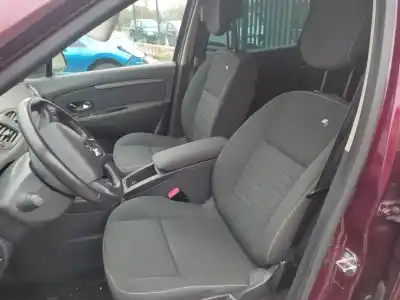 Здавання транспортного засобу renault scenic iii grand dynamique року 2015 потужний r9m402