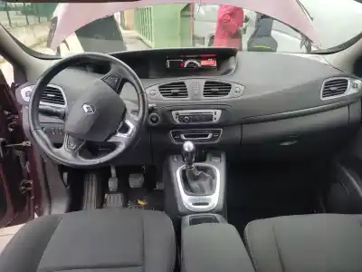 Здавання транспортного засобу renault scenic iii grand dynamique року 2015 потужний r9m402