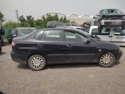 Veículo de Sucata seat cordoba berlina (6l2) reference do ano 2006 alimentado axr