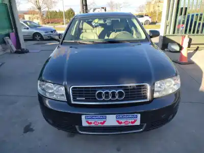Veículo de Sucata audi a4 berlina (8e) 2.5 v6 24v tdi do ano 2004 alimentado ake