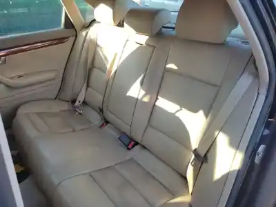 Veículo de Sucata audi a4 berlina (8e) 2.5 v6 24v tdi do ano 2004 alimentado ake