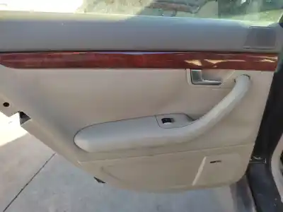 Veículo de Sucata audi a4 berlina (8e) 2.5 v6 24v tdi do ano 2004 alimentado ake