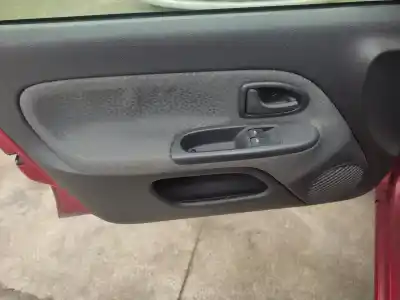 Здавання транспортного засобу renault clio ii fase ii (b/cb0) campus року 2007 потужний d4f722