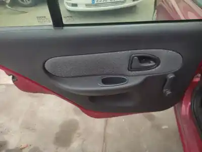 Здавання транспортного засобу renault clio ii fase ii (b/cb0) campus року 2007 потужний d4f722