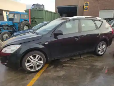 Vehicul casat kia                                                cee´d                                                                                                                                                                                                                                                      emotion                                                                                                                                                                                                                                                    al anului 2008 alimentat d4ea