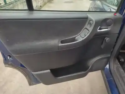 Sloopvoertuig opel zafira a elegance van het jaar 2004 aangedreven y20dth