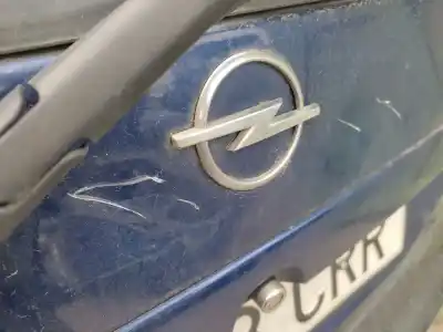 Sloopvoertuig opel zafira a elegance van het jaar 2004 aangedreven y20dth