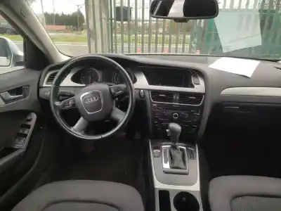 Veículo de Sucata audi a4 berlina (b8) 2.0 16v tdi do ano 2008 alimentado caga