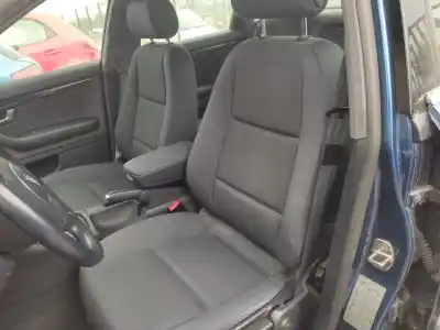 Veículo de Sucata audi a4 berlina (8e) 1.9 tdi (96kw) do ano 2003 alimentado avf