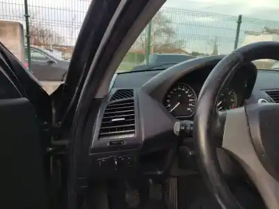 Sloopvoertuig bmw serie 1 berlina (e81/e87) 118i van het jaar 2006 aangedreven n46b20b