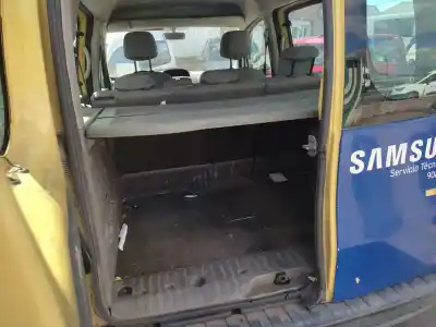 Veicolo di demolizione renault kangoo 1.5 dci diesel dell'anno 2008 alimentato k9k804