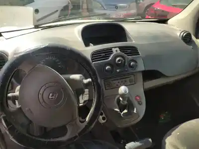Veicolo di demolizione renault kangoo 1.5 dci diesel dell'anno 2008 alimentato k9k804