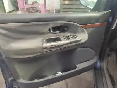 Vehicul casat ford galaxy (vy) ghia al anului 2004 alimentat asz