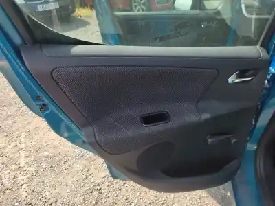 Veículo de Sucata peugeot 207 sport do ano 2007 alimentado 8fs