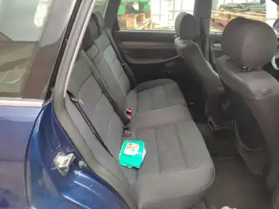 Veículo de Sucata audi a4 b5 avant (8d5) 2.5 tdi do ano 2000 alimentado akn