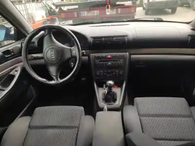 Veículo de Sucata audi a4 b5 avant (8d5) 2.5 tdi do ano 2000 alimentado akn
