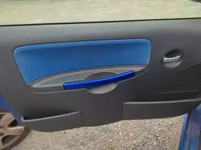 Veículo de Sucata citroen c2 sx do ano 2003 alimentado 8hx