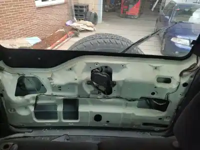 Scrapping Vehicle nissan terrano/terrano.ii (r20) se of the year 2004 powered td27ti