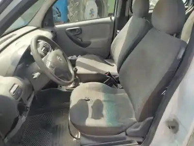 Veicolo di demolizione opel combo familiar dell'anno 2005 alimentato z13dt