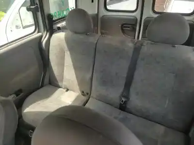 Veicolo di demolizione opel combo familiar dell'anno 2005 alimentato z13dt