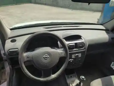 Veicolo di demolizione opel combo familiar dell'anno 2005 alimentato z13dt
