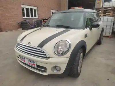 Veículo de Sucata BMW MINI CLUBMAN (R55) Cooper D do ano 2008 alimentado 9HZ