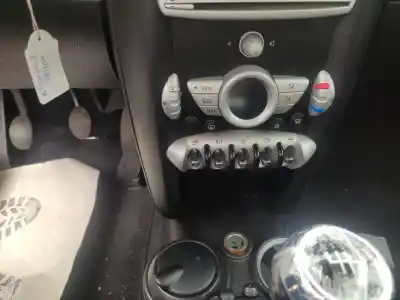 Veículo de Sucata bmw mini clubman (r55) cooper d do ano 2008 alimentado 9hz