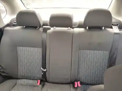 Véhicule à la ferraille seat cordoba berlina (6l2) reference de l'année 2005 alimenté asy