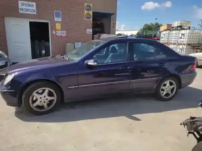 Здавання транспортного засобу mercedes-benz clase c (w203) berlina 320 (203.064) року 2004 потужний 112946