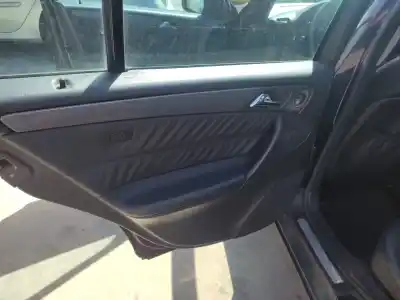 Здавання транспортного засобу mercedes-benz clase c (w203) berlina 320 (203.064) року 2004 потужний 112946