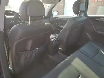 Здавання транспортного засобу mercedes-benz clase c (w203) berlina 320 (203.064) року 2004 потужний 112946