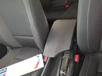 Veículo de Sucata bmw serie 1 berlina (e81/e87) 118d do ano 2008 alimentado n47d20a