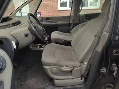 Scrapping Vehicle renault espace iv (jk0) (2002->) 2.2 dci (jk07) of the year 2005 powered g9t742