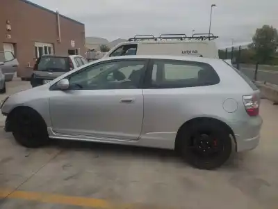 Sloopvoertuig honda civic berlina 3 (ep1/2) 1.7 ctdi ls van het jaar 2005 aangedreven 4ee2